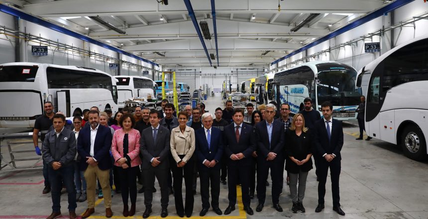 *A: JOSE CARLOS CORDOVILLA 
*F: 24-10-2023
*P:  
*L: ALSASUA 
*T: VISITA A LAS INSTALACIONES DE SUNSUNDEGI DEL VICEPRESIDENTE DE VOLVO BUSES, DAN PETERSON.