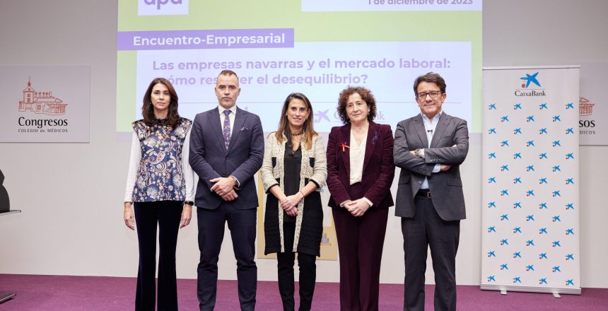 A* Jesús Garzaron
F* 2023_12_01
T* Jornada sobre empresas y mercado laboral organizada por APD
L* Colegio de médicos de Navarra.